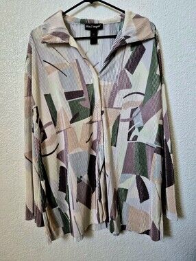 like an angel Abstract Geometric Zip-Front Top in Neutral Green & Mauve